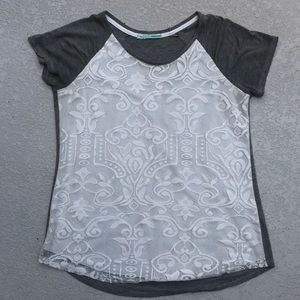 Maurices top